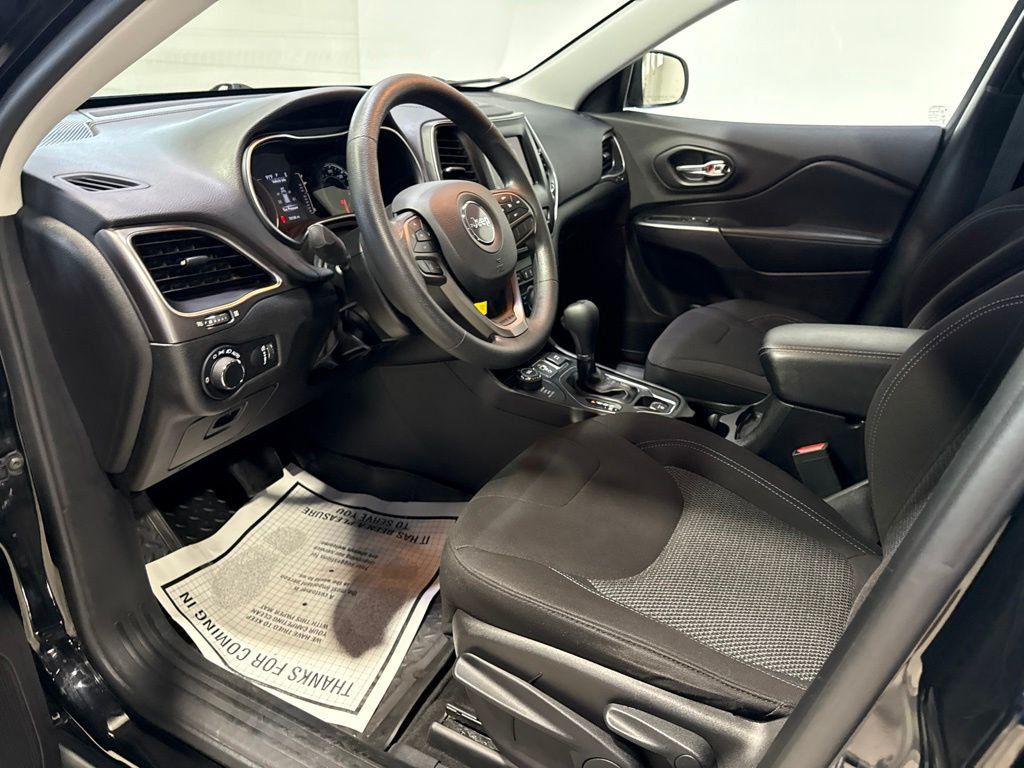 2020 Jeep Cherokee Latitude 4x4 - 23047161 - 20