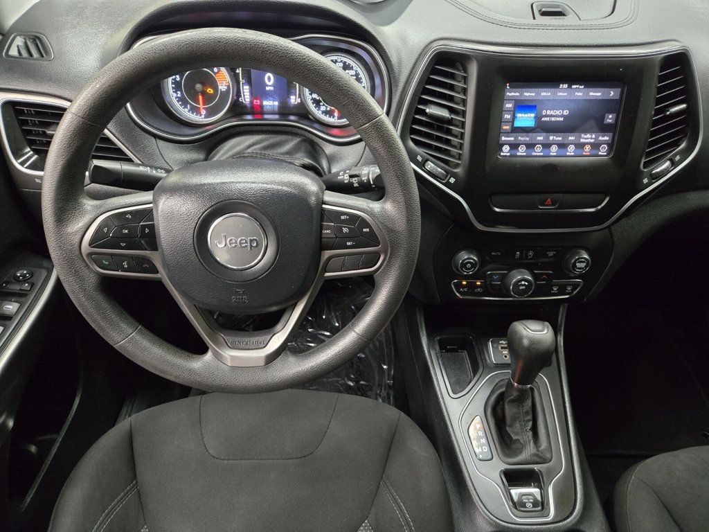 2020 Jeep Cherokee Latitude FWD - 22910545 - 9