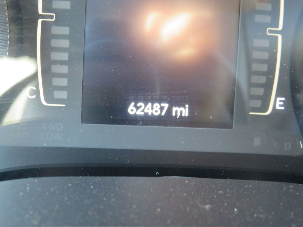2020 Jeep Cherokee Latitude photo 14