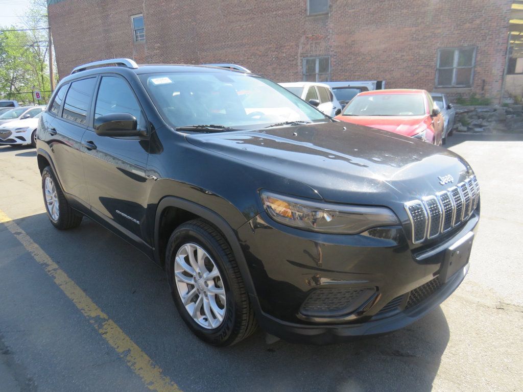 2020 Jeep Cherokee Latitude photo 3