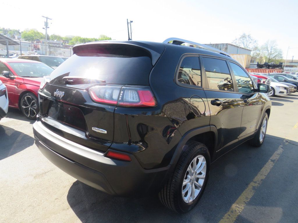 2020 Jeep Cherokee Latitude photo 5
