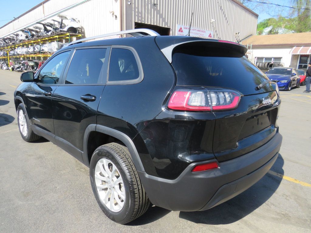 2020 Jeep Cherokee Latitude photo 7