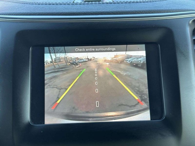 2020 Jeep Cherokee Latitude FWD - 22986263 - 29