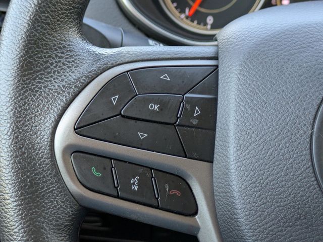 2020 Jeep Cherokee Latitude FWD - 22983492 - 24