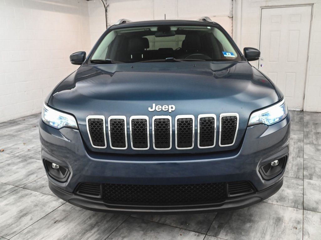 2020 Jeep Cherokee Latitude photo 2