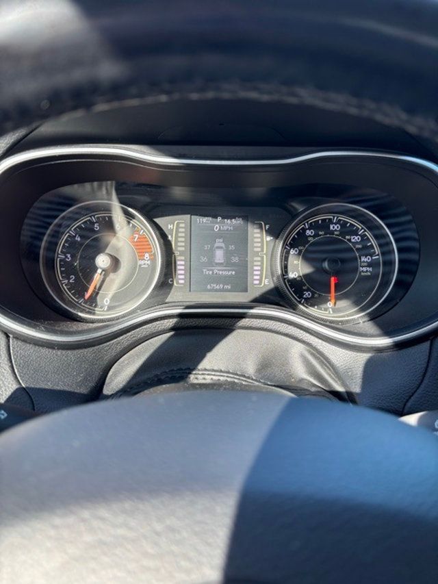 2020 Jeep Cherokee Latitude Plus 4x4 - 22940751 - 13