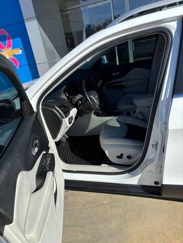 2020 Jeep Cherokee Latitude Plus 4x4 - 22940751 - 8