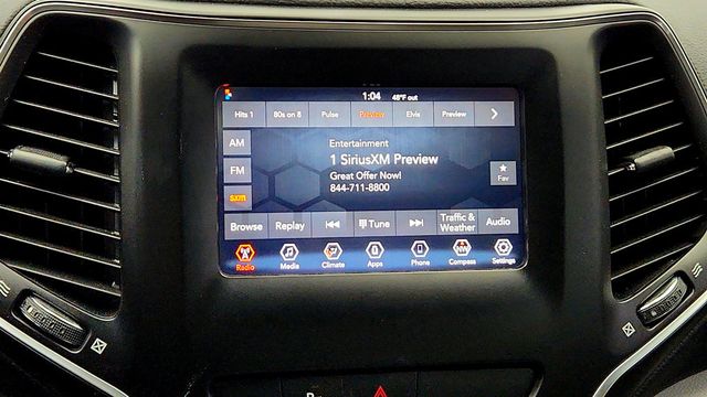 2020 Jeep Cherokee Latitude Plus FWD - 23026261 - 17