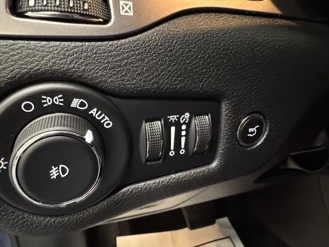 2020 Jeep Cherokee Limited 4x4 - 23097816 - 13