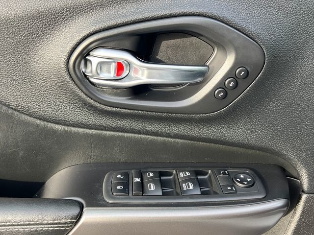 2020 Jeep Cherokee Limited 4x4 - 23030845 - 10