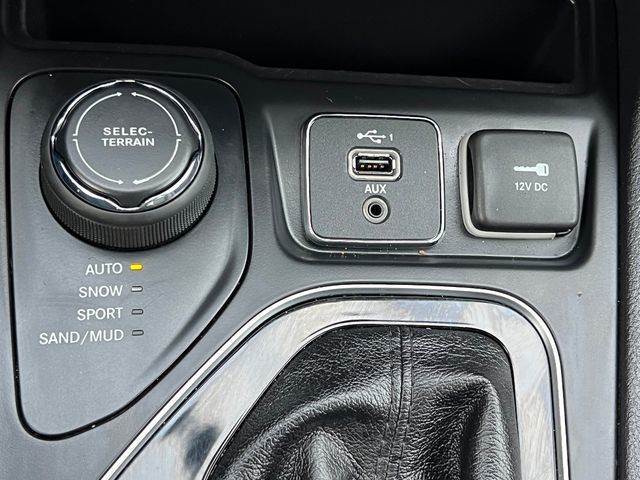 2020 Jeep Cherokee Limited 4x4 - 23030845 - 27