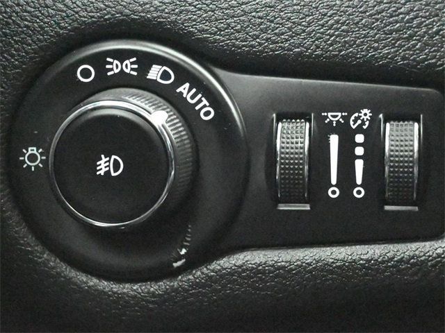 2020 Jeep Cherokee Limited 4x4 - 22933033 - 29