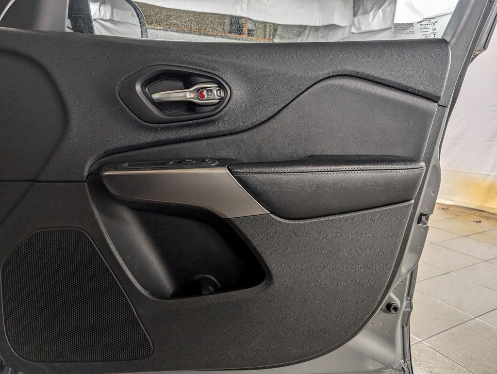 2020 Jeep Cherokee Limited 4x4 - 22784862 - 17