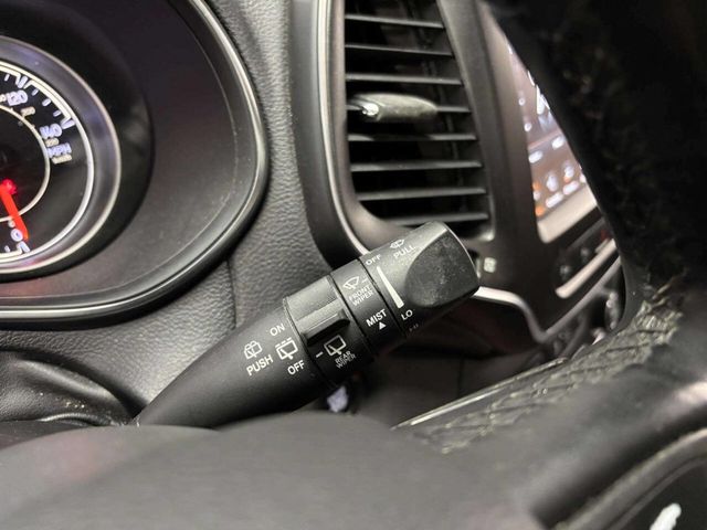 2020 Jeep Cherokee Trailhawk 4x4 4dr SUV - 22962421 - 40