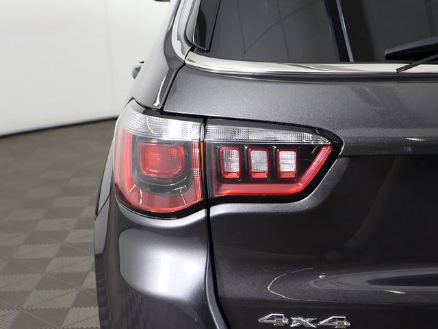 2020 Jeep Compass Latitude - 22941771 - 11