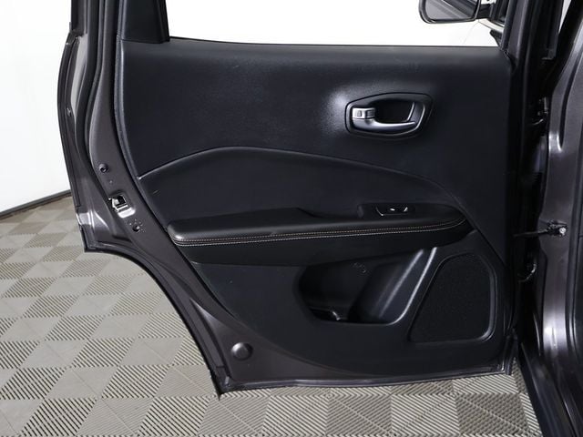 2020 Jeep Compass Latitude - 22941771 - 20