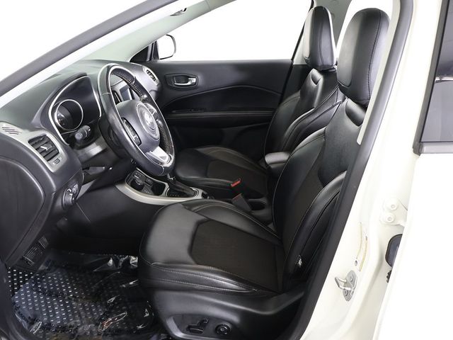 2020 Jeep Compass Latitude - 22976475 - 28