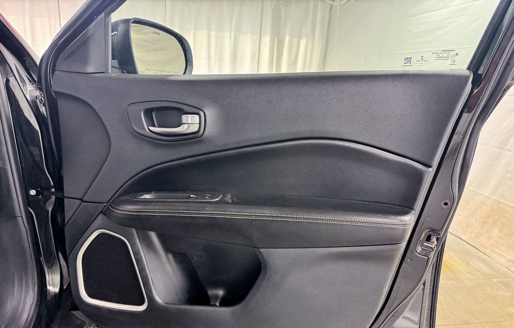 2020 Jeep Compass LATITUDE 4WD - 23075196 - 16