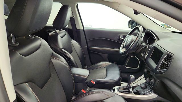 2020 Jeep Compass Latitude 4x4 - 23007499 - 22