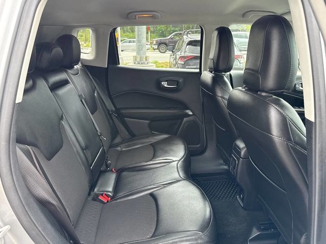 2020 Jeep Compass Latitude 4x4 4dr SUV - 22871244 - 12