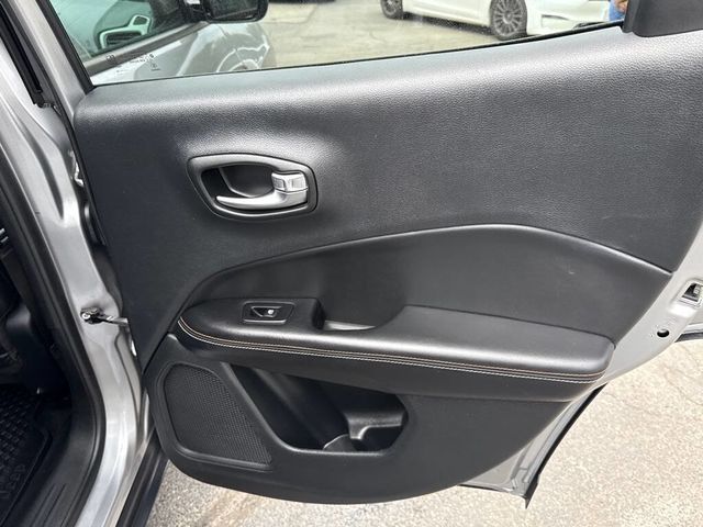 2020 Jeep Compass Latitude 4x4 4dr SUV - 22871244 - 26