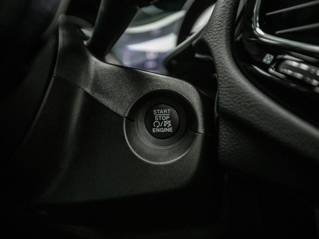 2020 Jeep Compass Limited photo 16