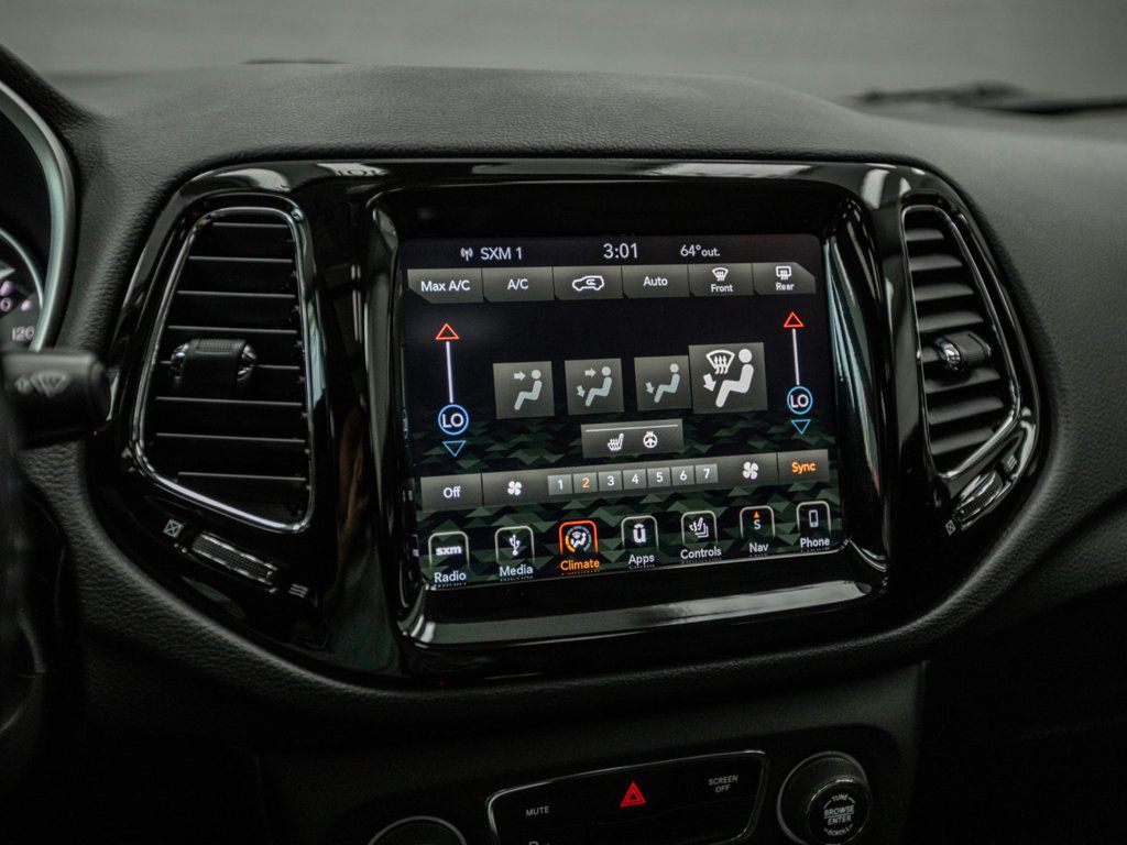 2020 Jeep Compass Limited photo 17
