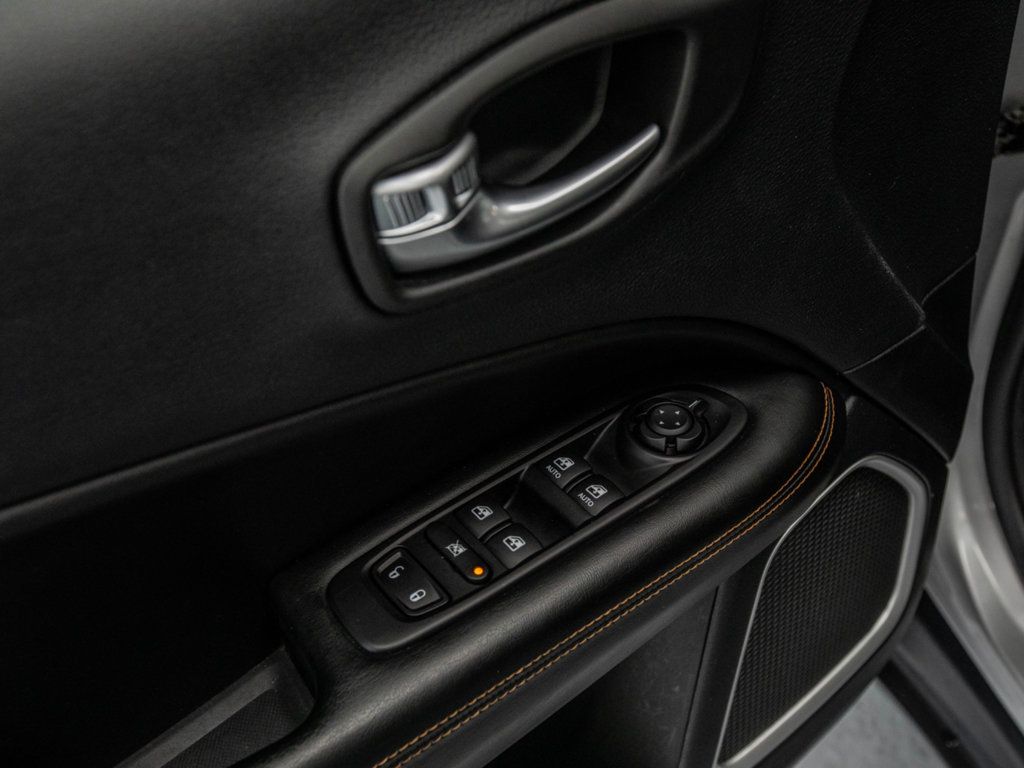 2020 Jeep Compass Limited photo 24