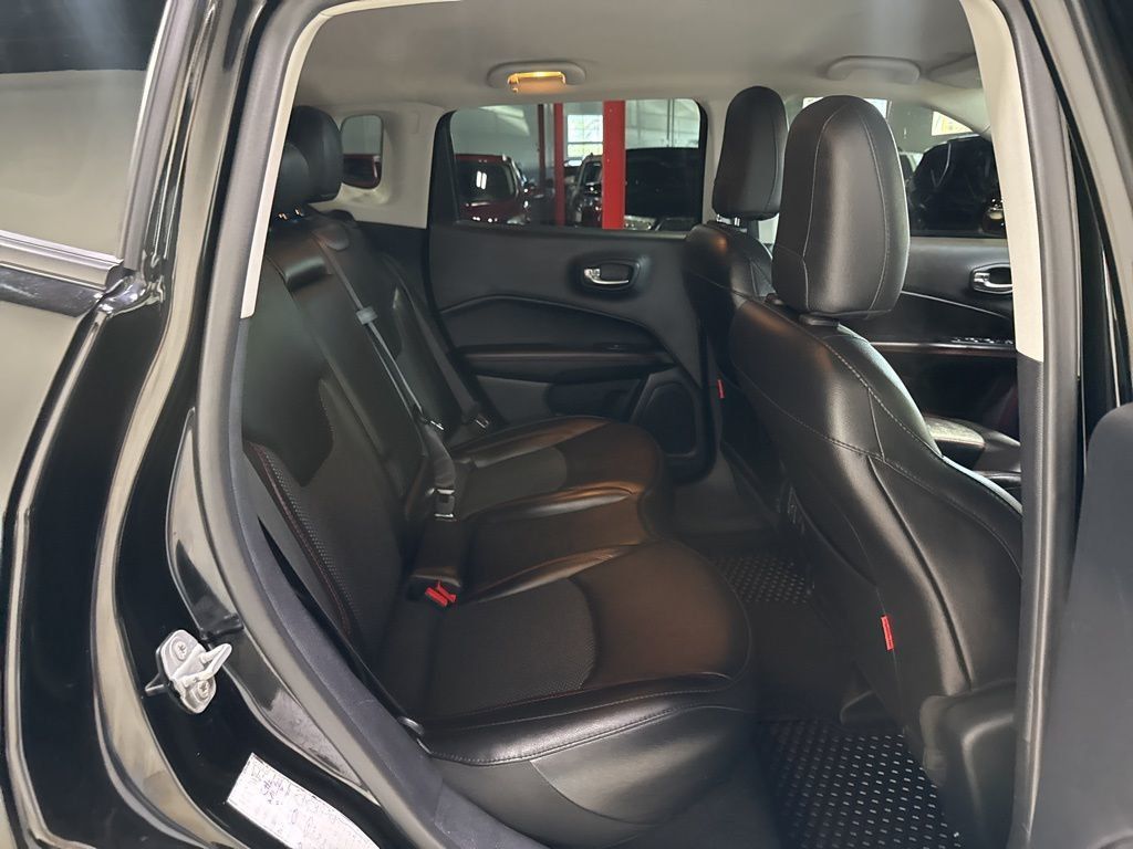 2020 Jeep Compass Trailhawk 4x4 - 23016385 - 33