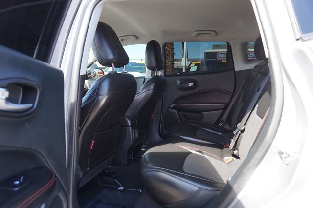 2020 Jeep Compass TRAILHAWK, 4X4, PREMIUM WHEELS, BACKUP CAMERA, BLUETOOTH - 23070478 - 17