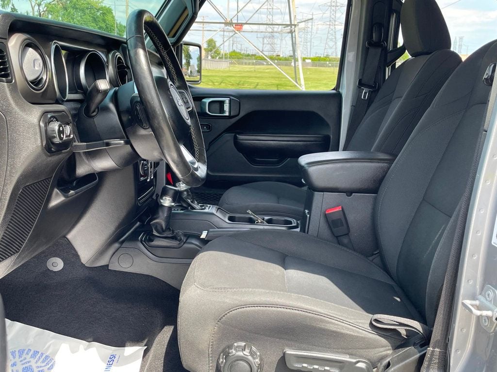2020 Jeep Gladiator Altitude 4x4 - 23057333 - 12