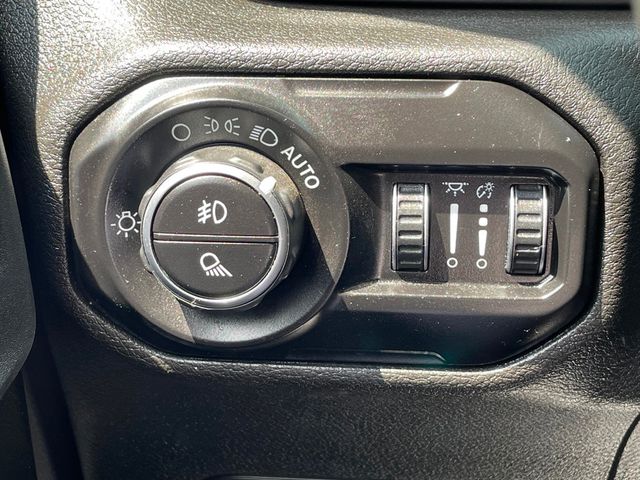 2020 Jeep Gladiator Altitude 4x4 - 23057333 - 29