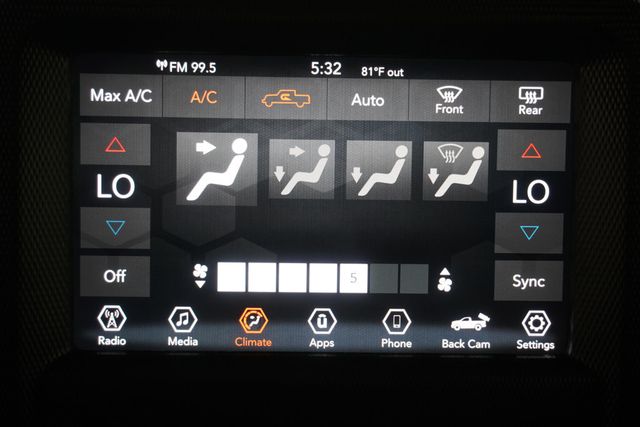 2020 Jeep Gladiator Altitude 4x4 - 22952047 - 21