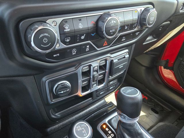2020 Jeep Gladiator Altitude 4x4 - 23026120 - 18