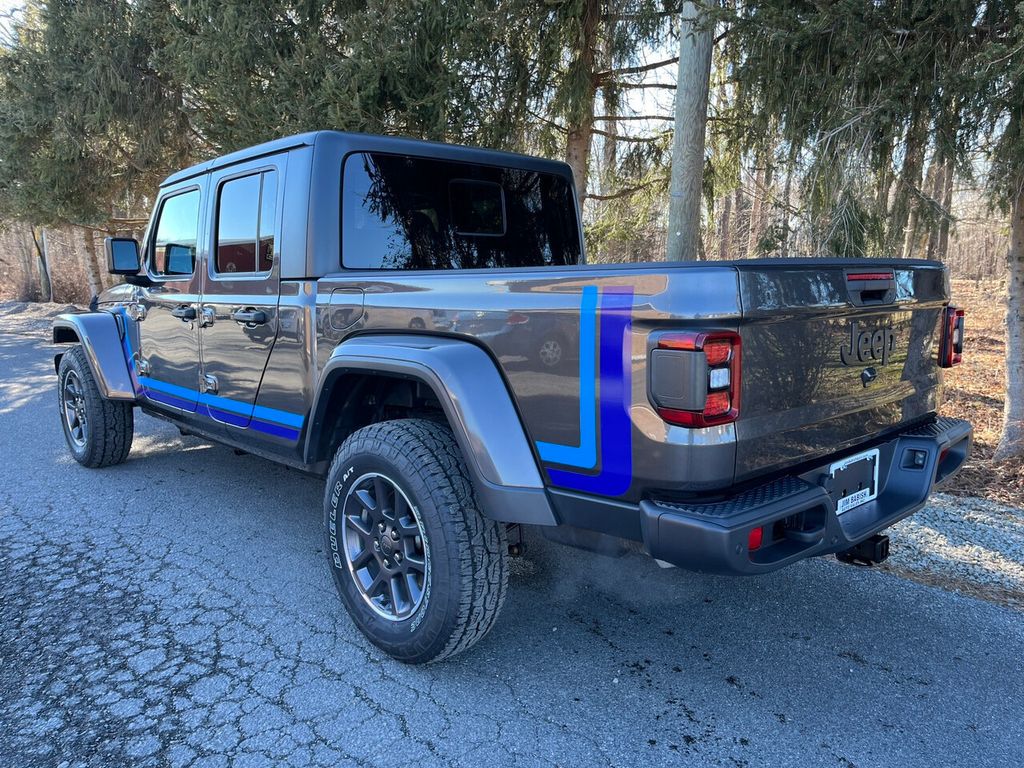 2020 Jeep Gladiator Altitude 4x4 - 22276620 - 4