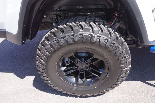 2020 Jeep Gladiator LIFTED, PREMIUM WHEELS, AFTER MARKET FRONT & REAR BUMPERS - 23011612 - 14