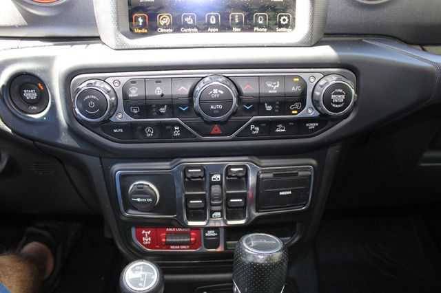 2020 Jeep Gladiator Mojave 4x4 - 23054759 - 18