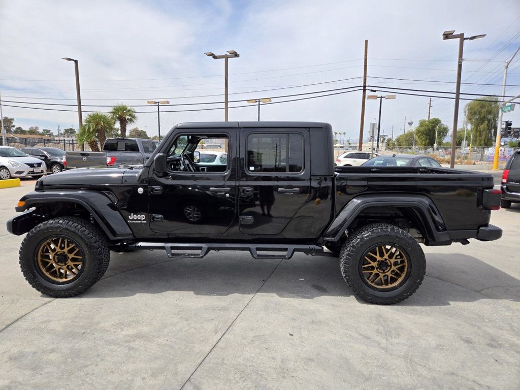 2020 Jeep Gladiator North Edition 4x4 - 22934829 - 1