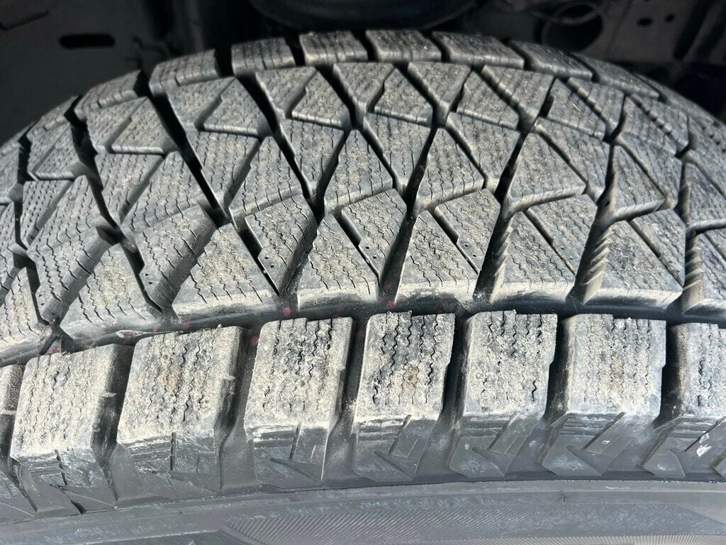 2020 Jeep Gladiator ONLY 199 Miles! Estate Vehicle - 22898784 - 11