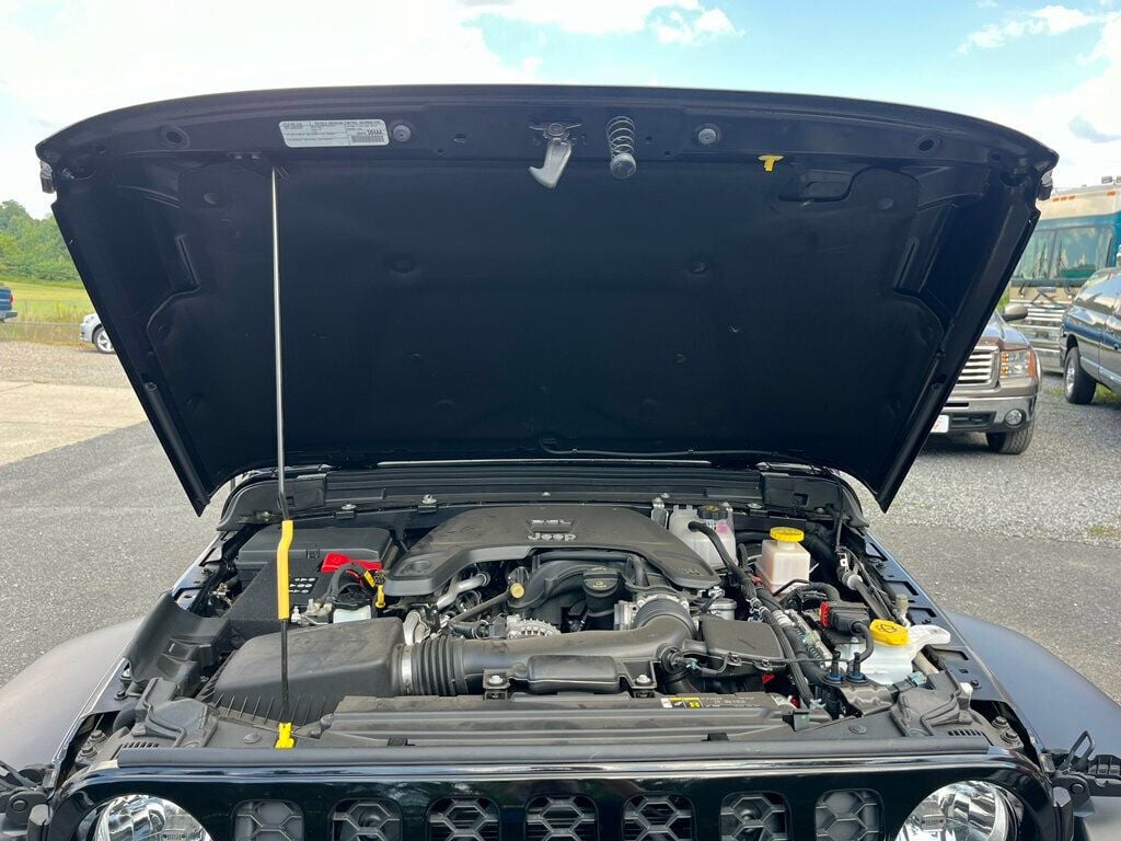 2020 Jeep Gladiator Sport photo 36