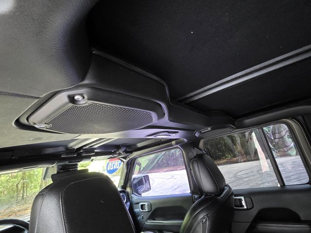 2020 Jeep Gladiator Overland 4x4 - 23026703 - 10