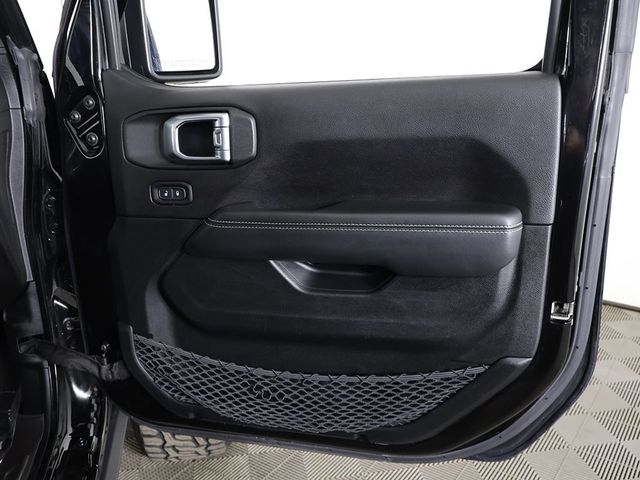 2020 Jeep Gladiator Overland 4x4 - 23014901 - 21