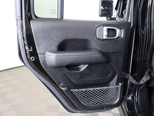 2020 Jeep Gladiator Overland 4x4 - 23014901 - 22