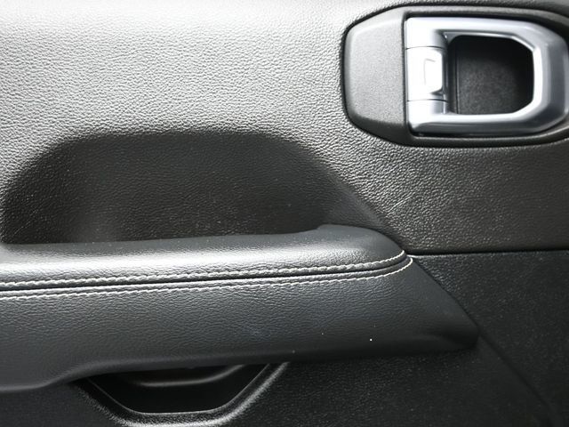 2020 Jeep Gladiator Overland 4x4 - 22971478 - 14