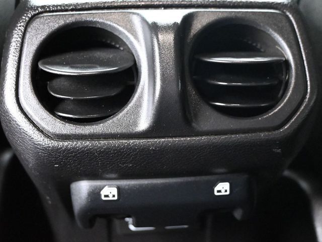 2020 Jeep Gladiator Overland 4x4 - 22971478 - 16