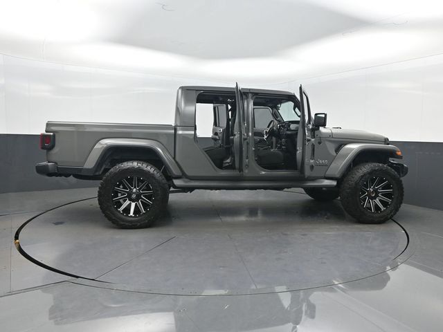 2020 Jeep Gladiator Overland 4x4 - 22971478 - 38