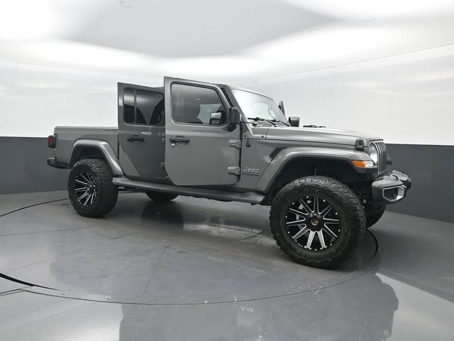 2020 Jeep Gladiator Overland 4x4 - 22971478 - 39