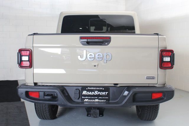 2020 Jeep Gladiator Overland 4x4 - 22125265 - 11