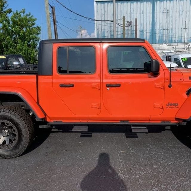 2020 Jeep Gladiator Rubicon photo 14