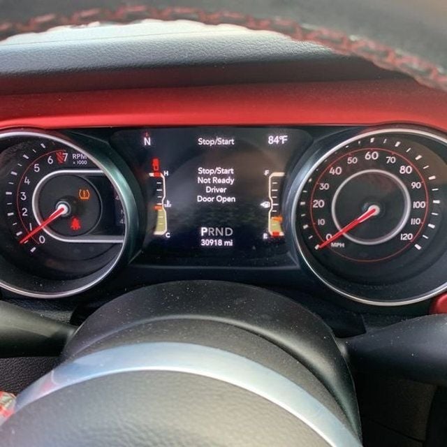 2020 Jeep Gladiator Rubicon photo 28